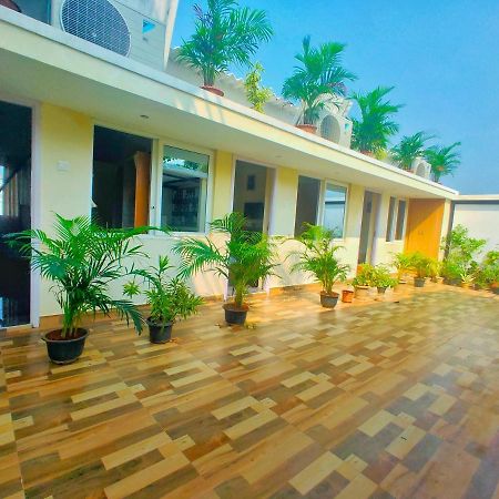 S3 Beach House Puducherry Buitenkant foto