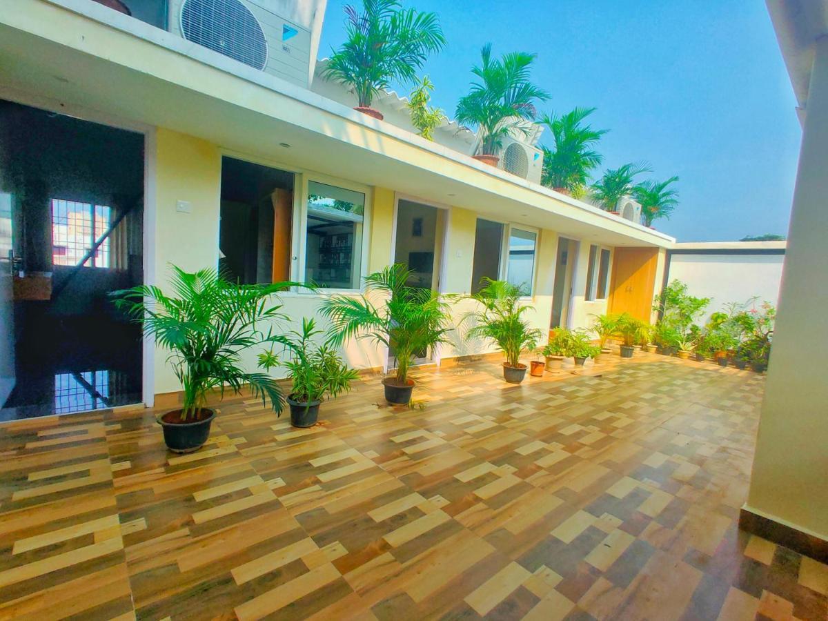 S3 Beach House Puducherry Buitenkant foto
